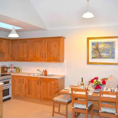 Galway Coast Cottages Ferienhaus Barna (Galway)